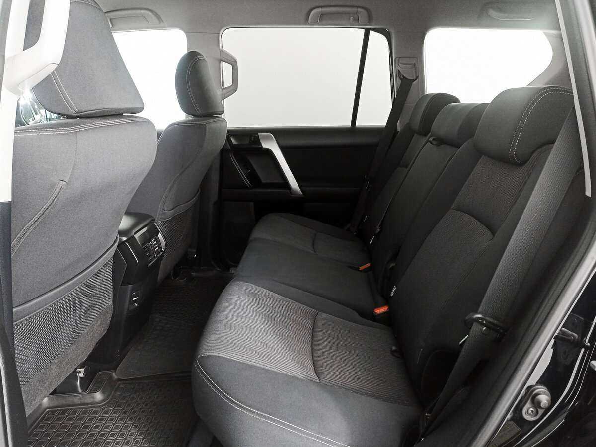 Купить Toyota Land Cruiser Prado с пробегом. Фото: #7