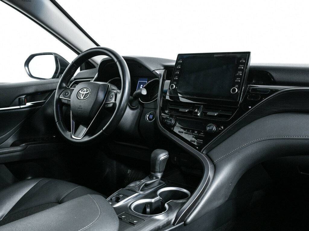 Купить Toyota Camry с пробегом. Фото: #8