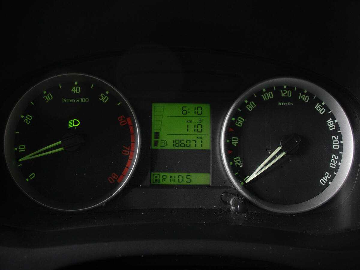 Купить Skoda Fabia с пробегом. Фото: #8