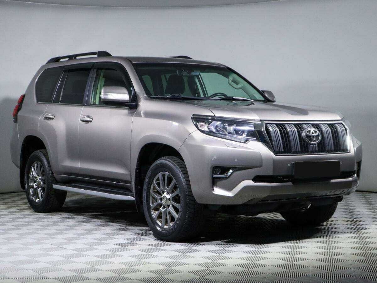 Купить Toyota Land Cruiser Prado с пробегом. Фото: #2