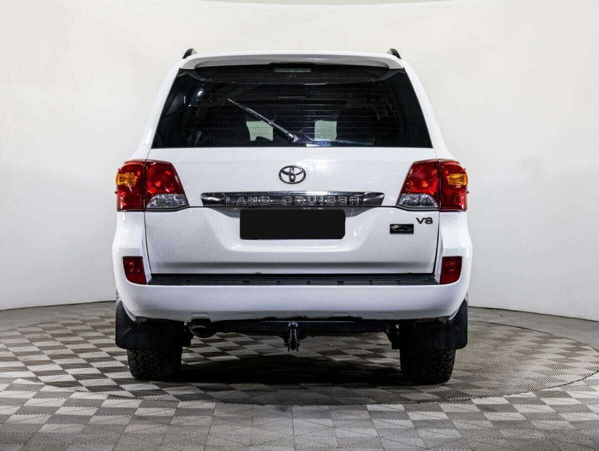Купить Toyota Land Cruiser с пробегом. Фото: #4