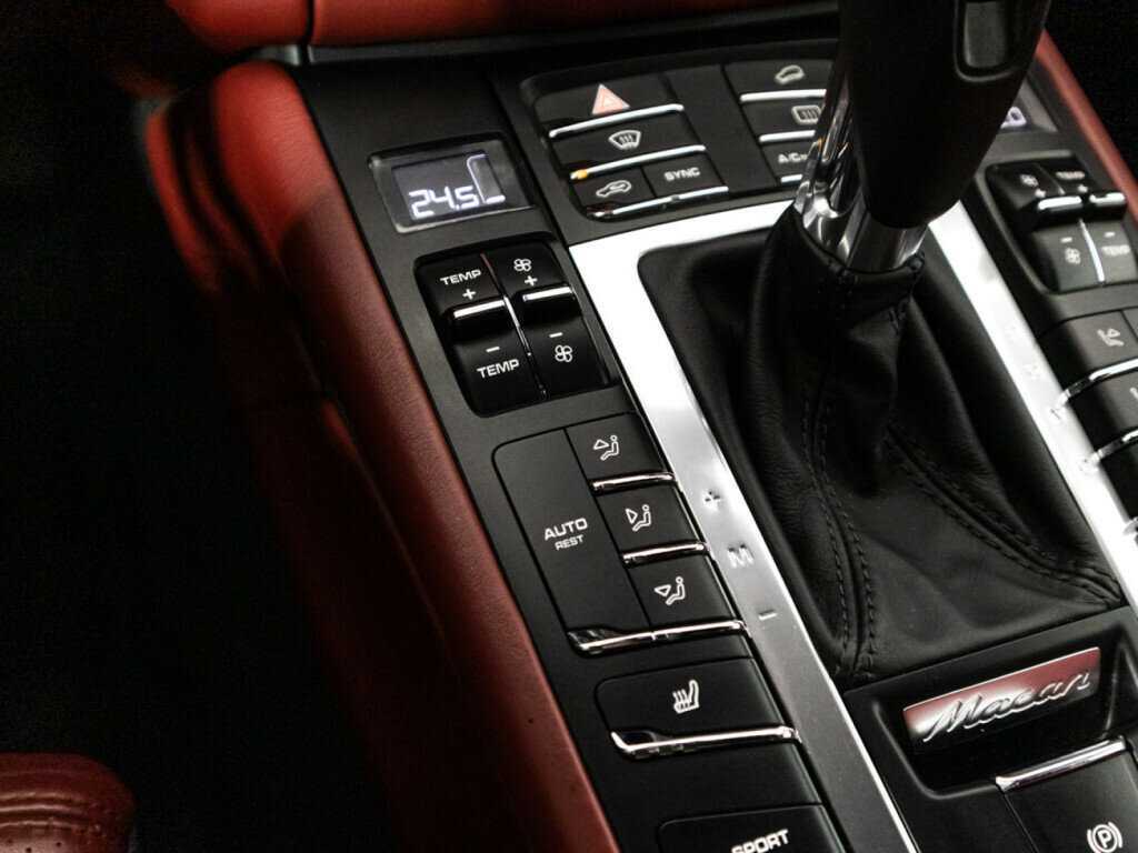 Купить Porsche Macan с пробегом. Фото: #21