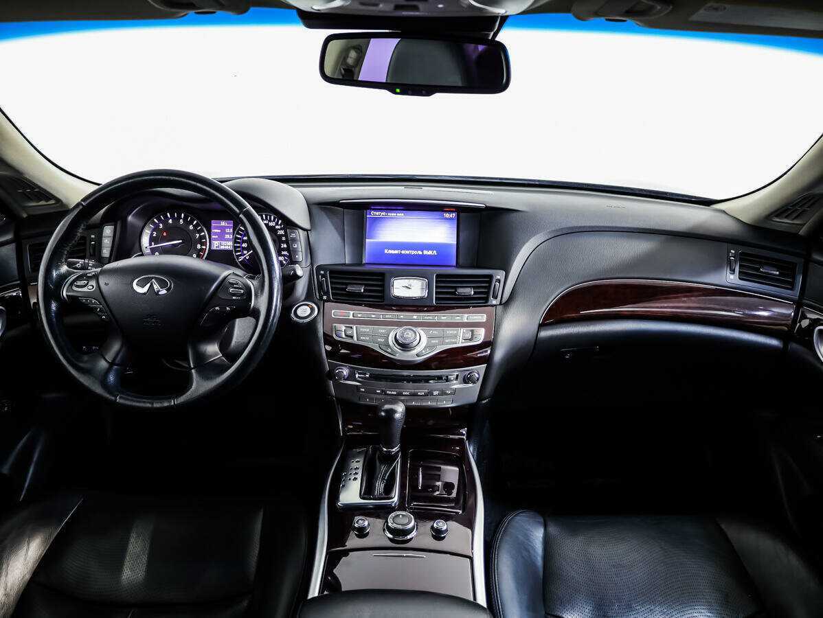 Купить Infiniti M с пробегом. Фото: #8