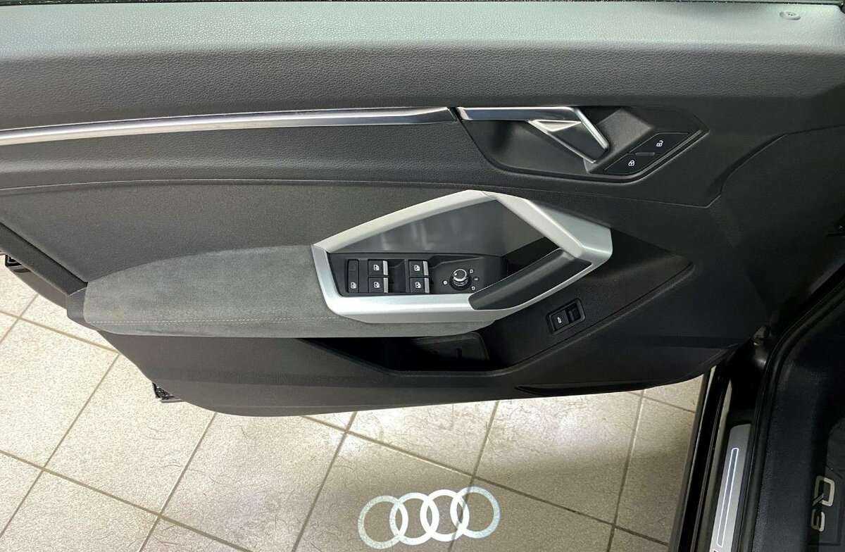 Купить Audi Q3 с пробегом. Фото: #7