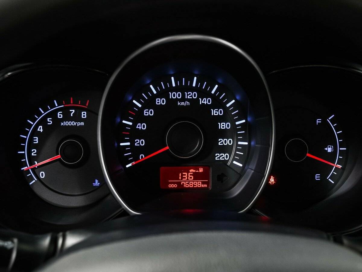 Купить Kia Rio с пробегом. Фото: #9