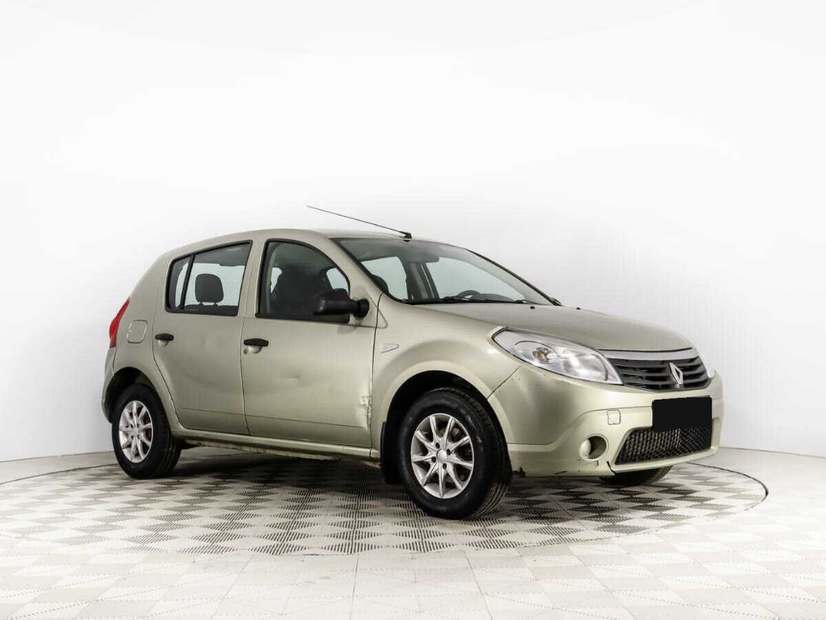 Купить Renault Sandero с пробегом. Фото: #2