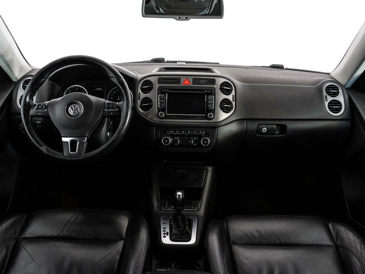 Купить Volkswagen Tiguan с пробегом. Фото: #9