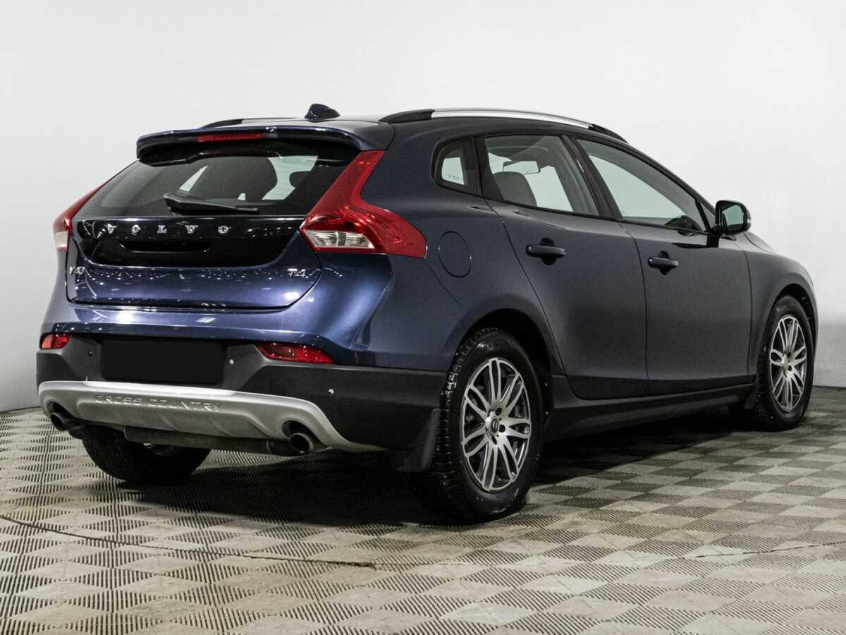 Купить Volvo V40 Cross Country с пробегом. Фото: #4