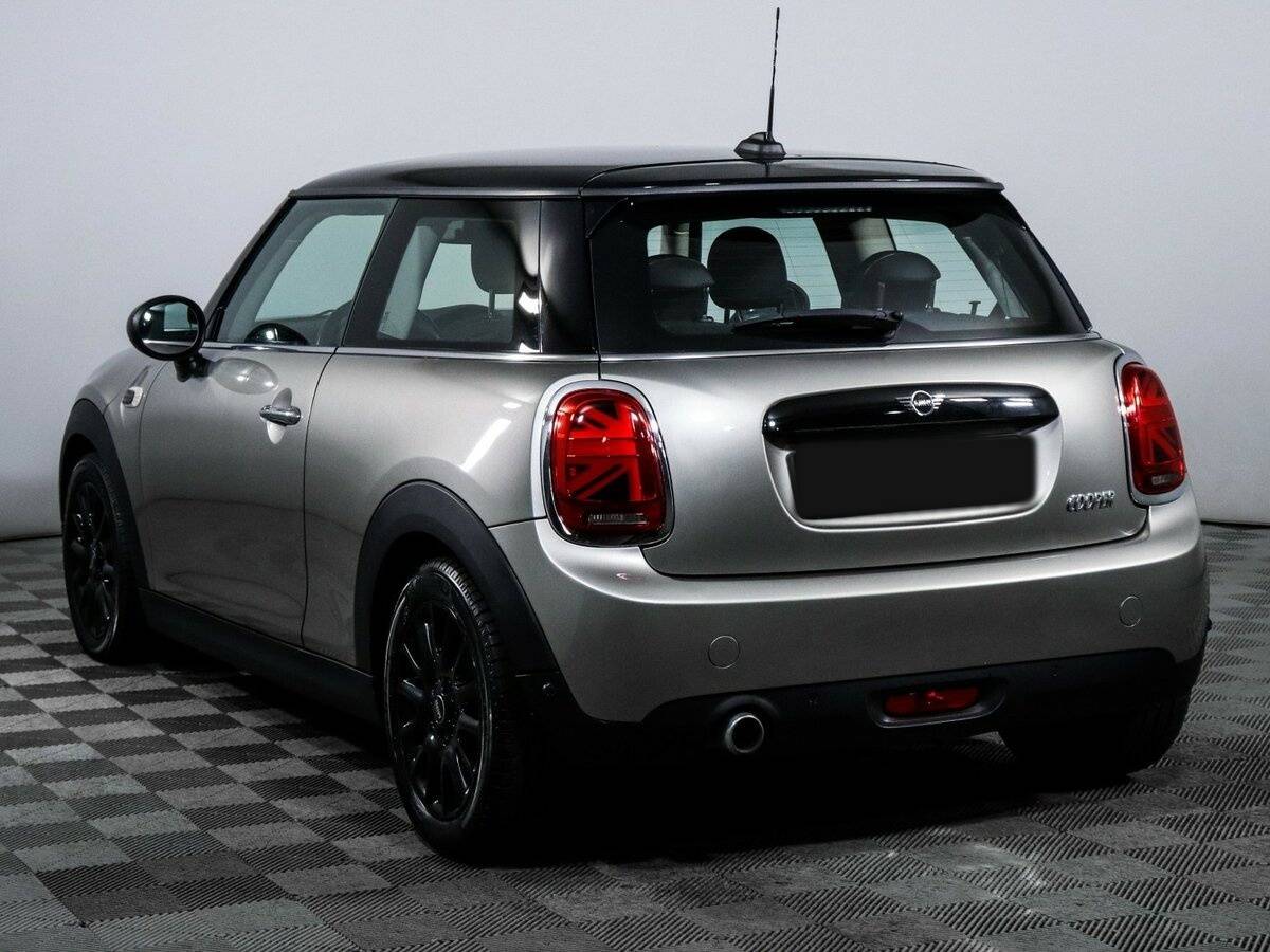 Купить Mini Hatch с пробегом. Фото: #5