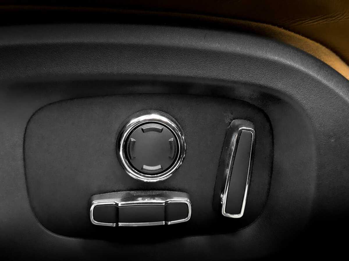 Купить Jaguar XJ с пробегом. Фото: #20
