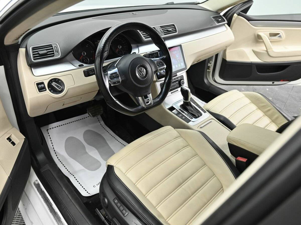 Купить Volkswagen Passat CC с пробегом. Фото: #6