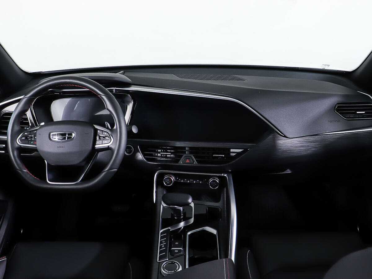 Купить Geely Tugella с пробегом. Фото: #10