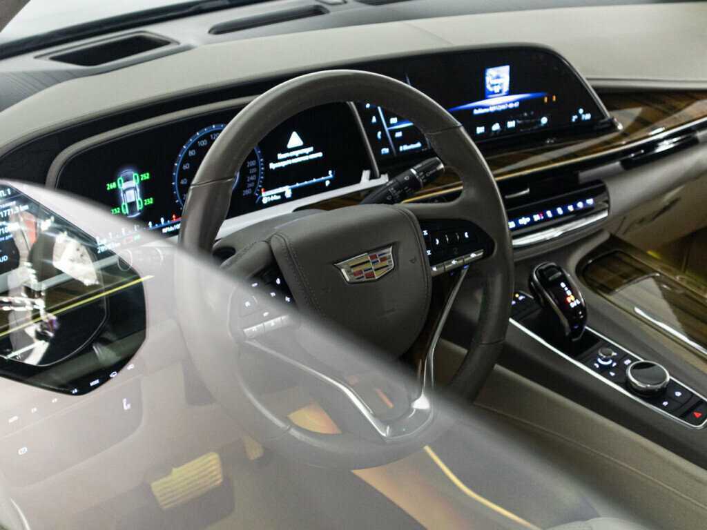 Купить Cadillac Escalade с пробегом. Фото: #30