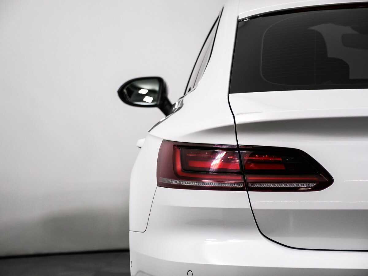 Купить Volkswagen Arteon с пробегом. Фото: #12