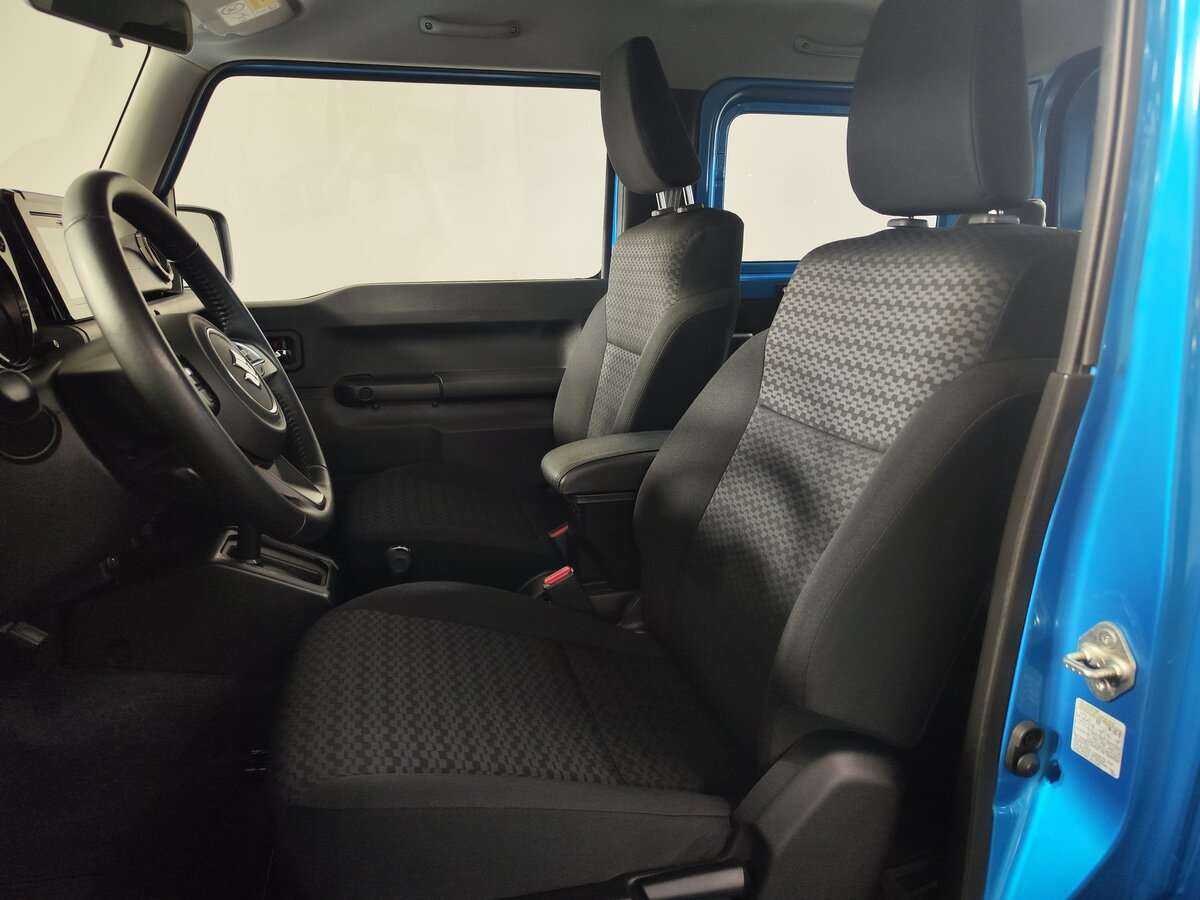 Купить Suzuki Jimny с пробегом. Фото: #4