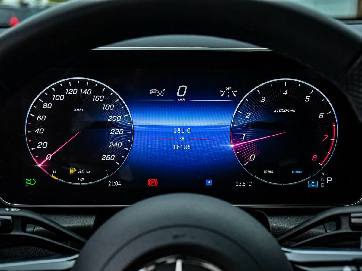 Купить Mercedes-Benz GLC с пробегом. Фото: #17
