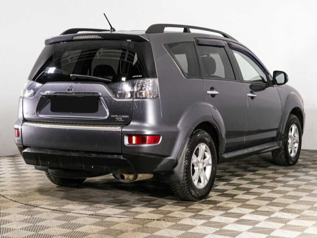 Купить Mitsubishi Outlander с пробегом. Фото: #4