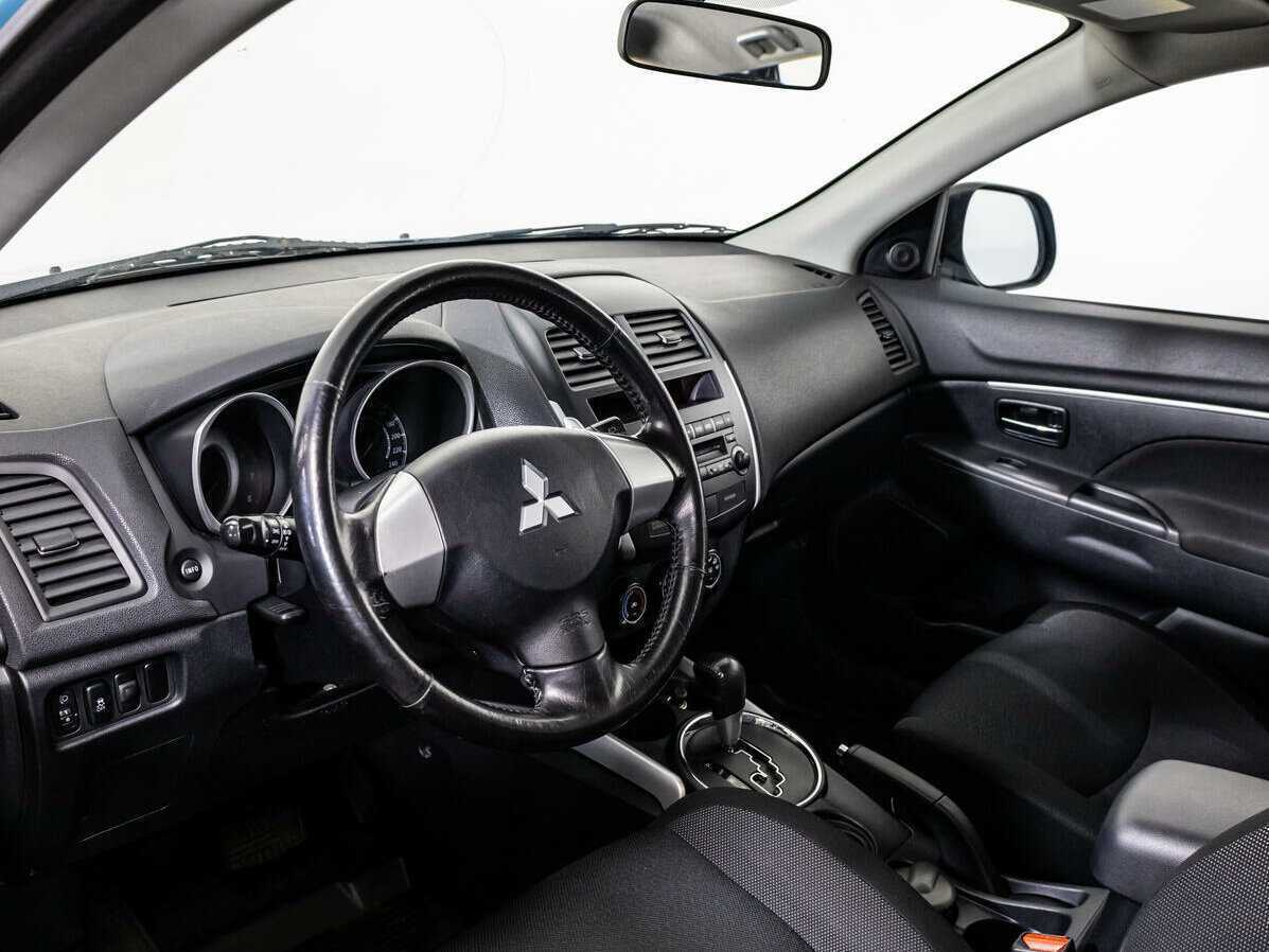 Купить Mitsubishi ASX с пробегом. Фото: #10