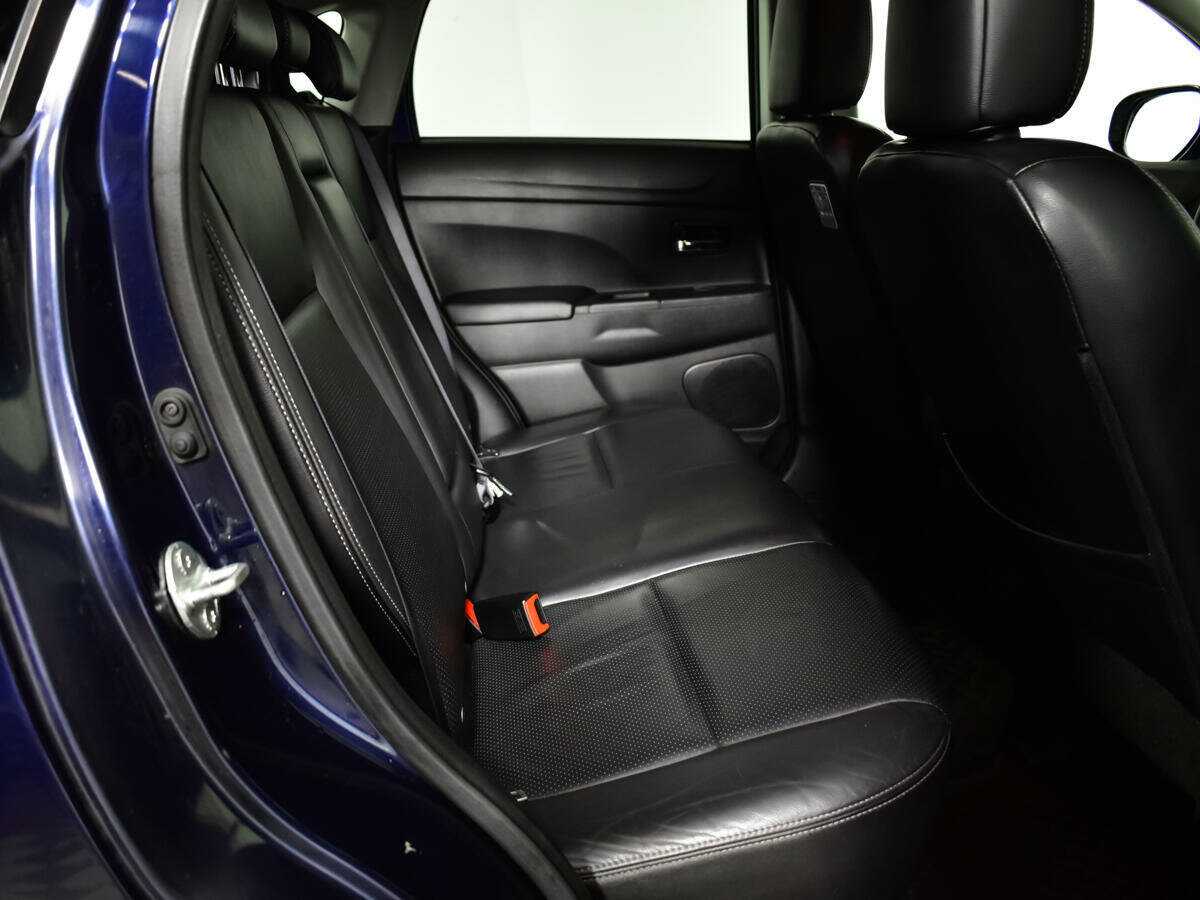 Купить Mitsubishi ASX с пробегом. Фото: #8