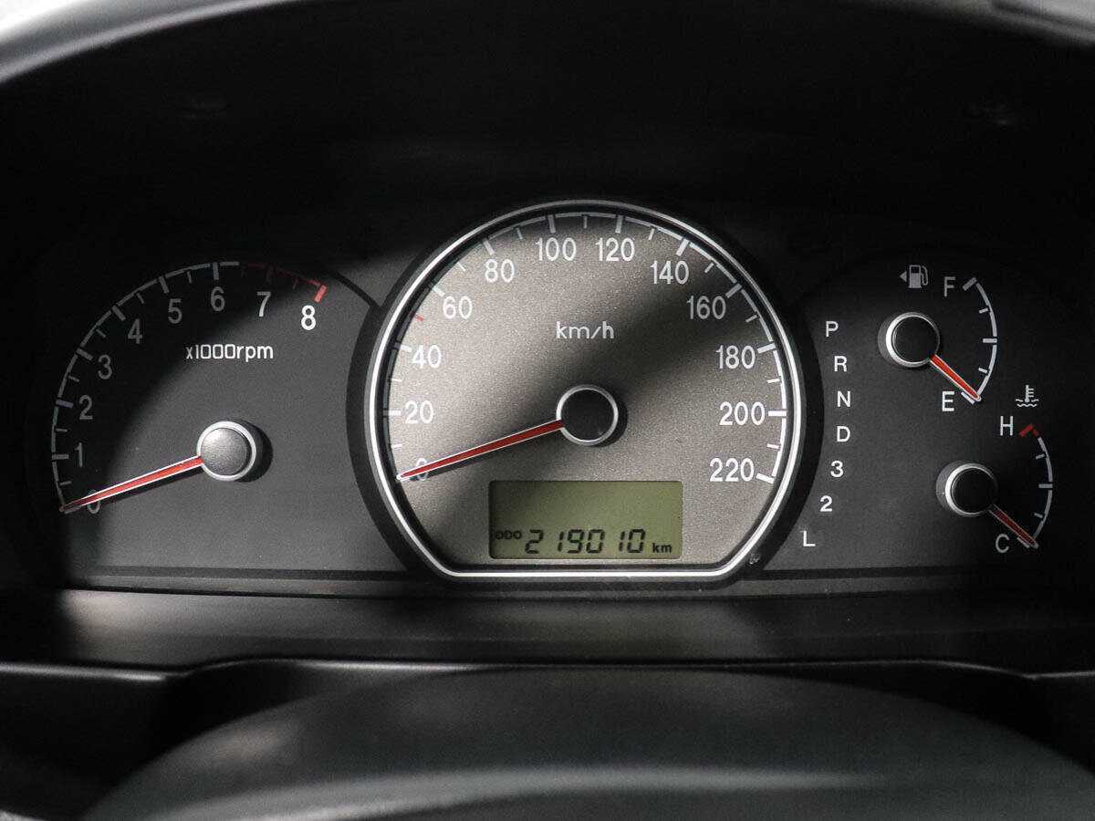 Купить Hyundai Elantra с пробегом. Фото: #11