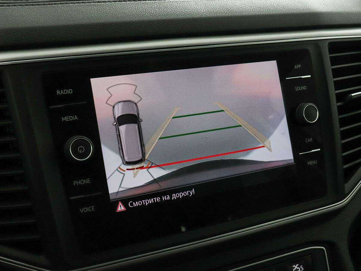 Купить Volkswagen Teramont с пробегом. Фото: #14