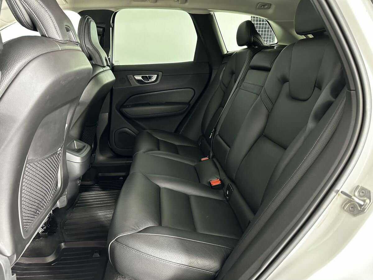 Купить Volvo XC60 с пробегом. Фото: #16