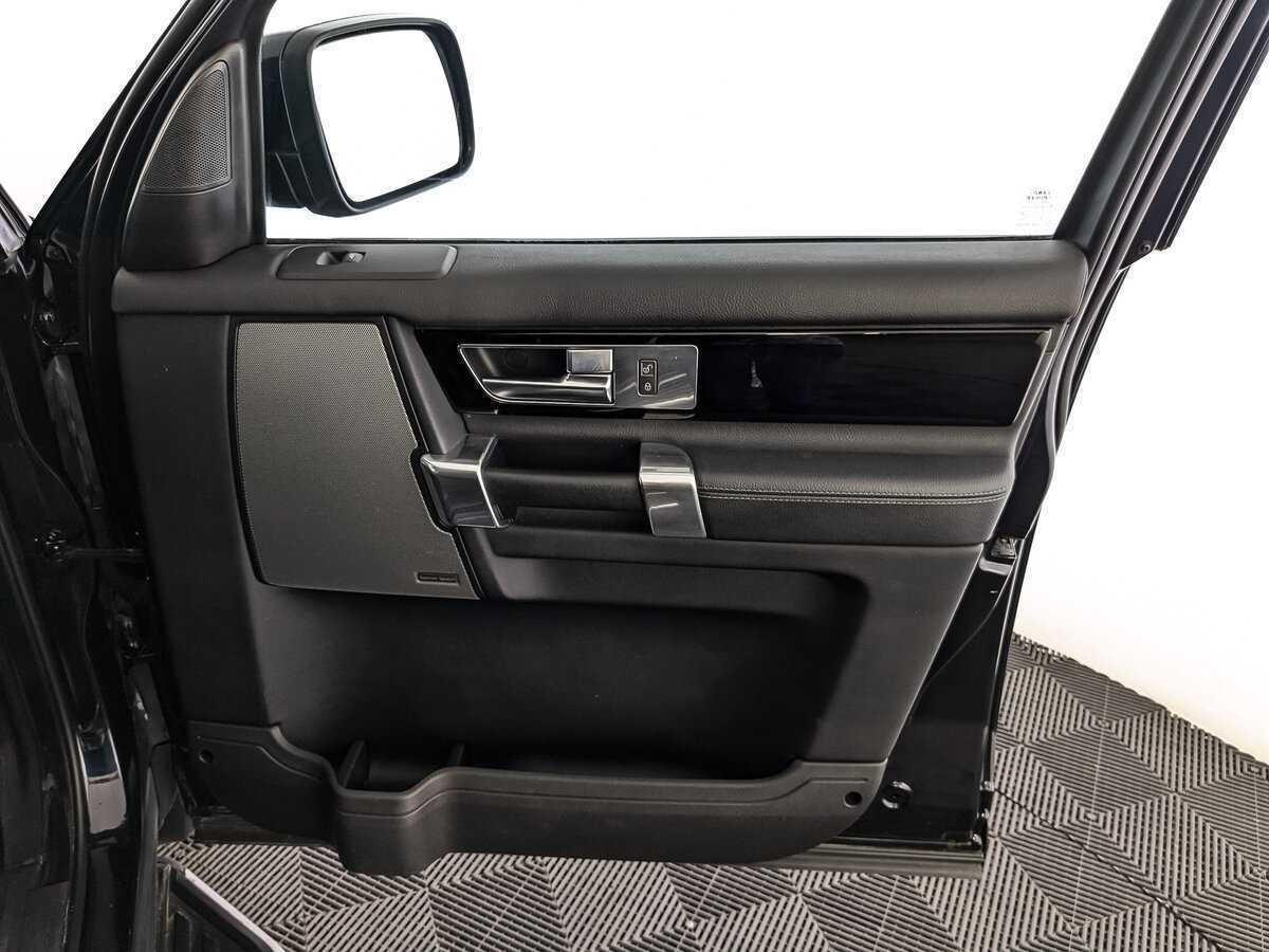 Купить Land Rover Discovery с пробегом. Фото: #19