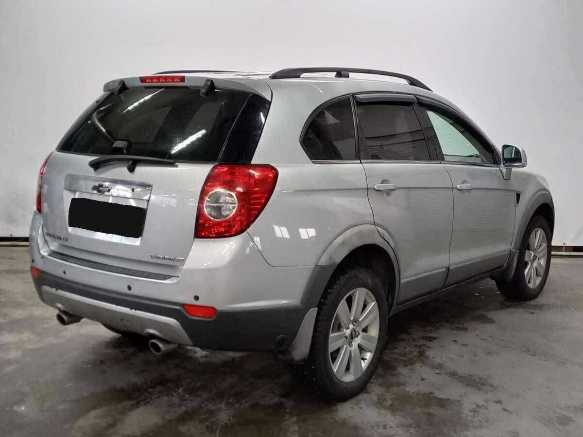 Купить Chevrolet Captiva с пробегом. Фото: #4