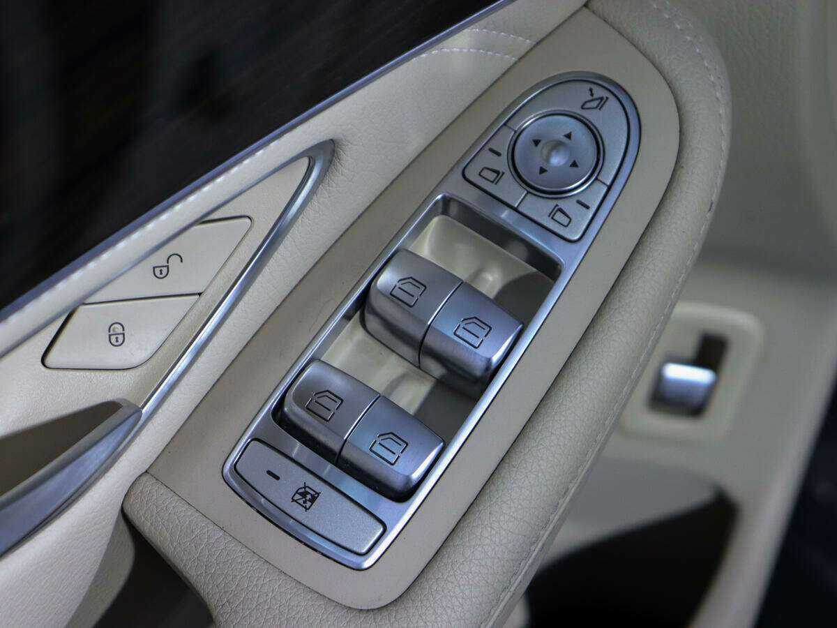 Купить Mercedes-Benz GLC с пробегом. Фото: #17
