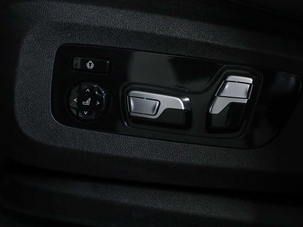 Купить BMW X7 с пробегом. Фото: #22