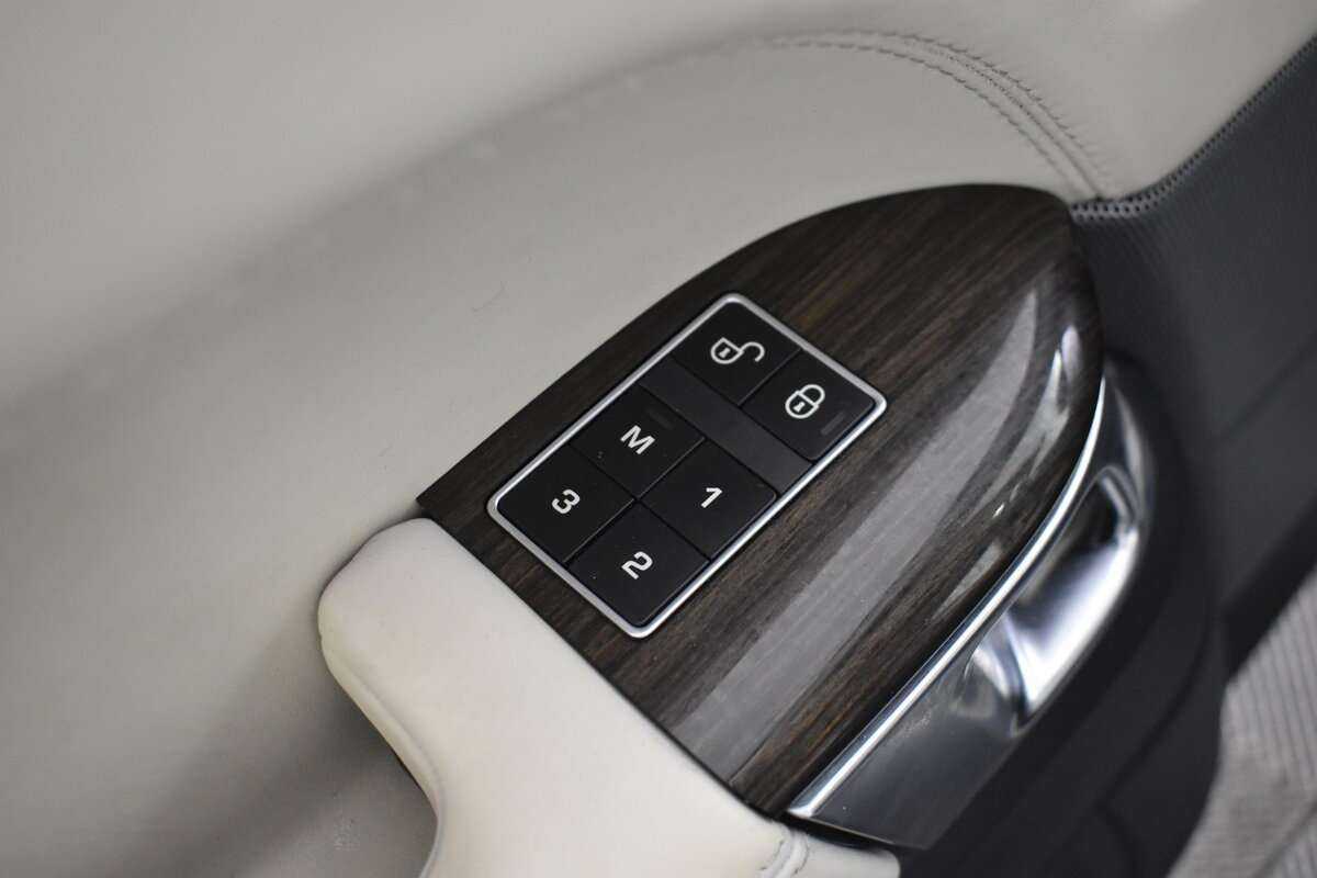 Купить Land Rover Range Rover Sport с пробегом. Фото: #9