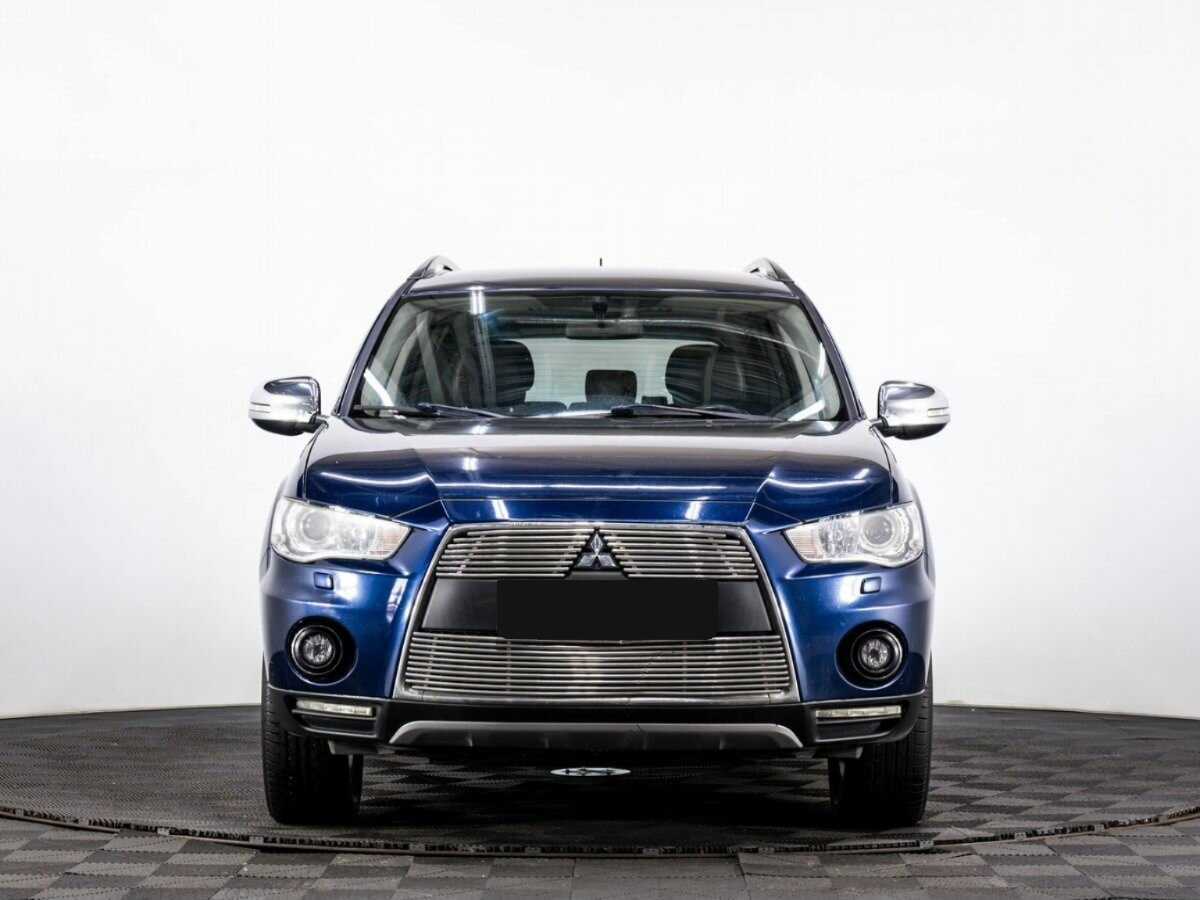 Купить Mitsubishi Outlander с пробегом. Фото: #1
