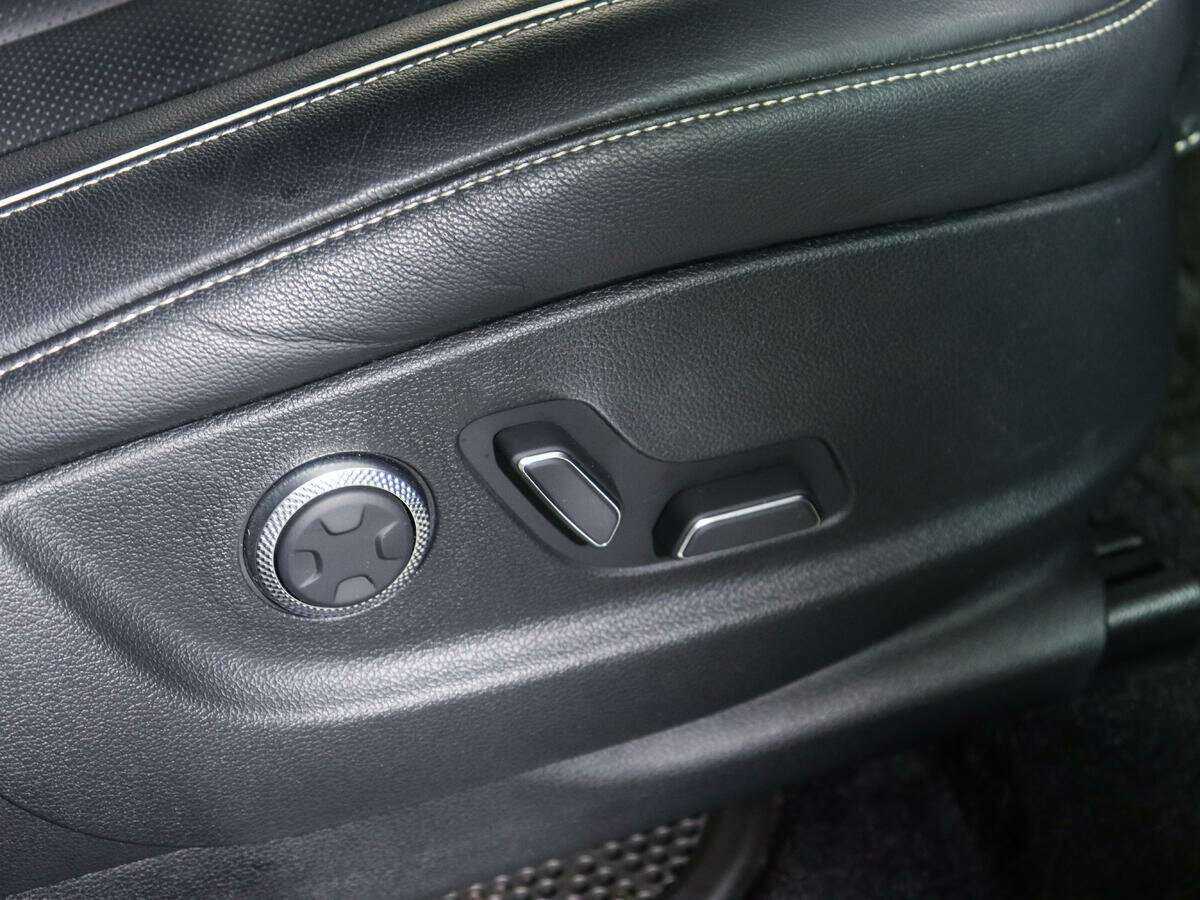 Купить Genesis GV80 с пробегом. Фото: #15