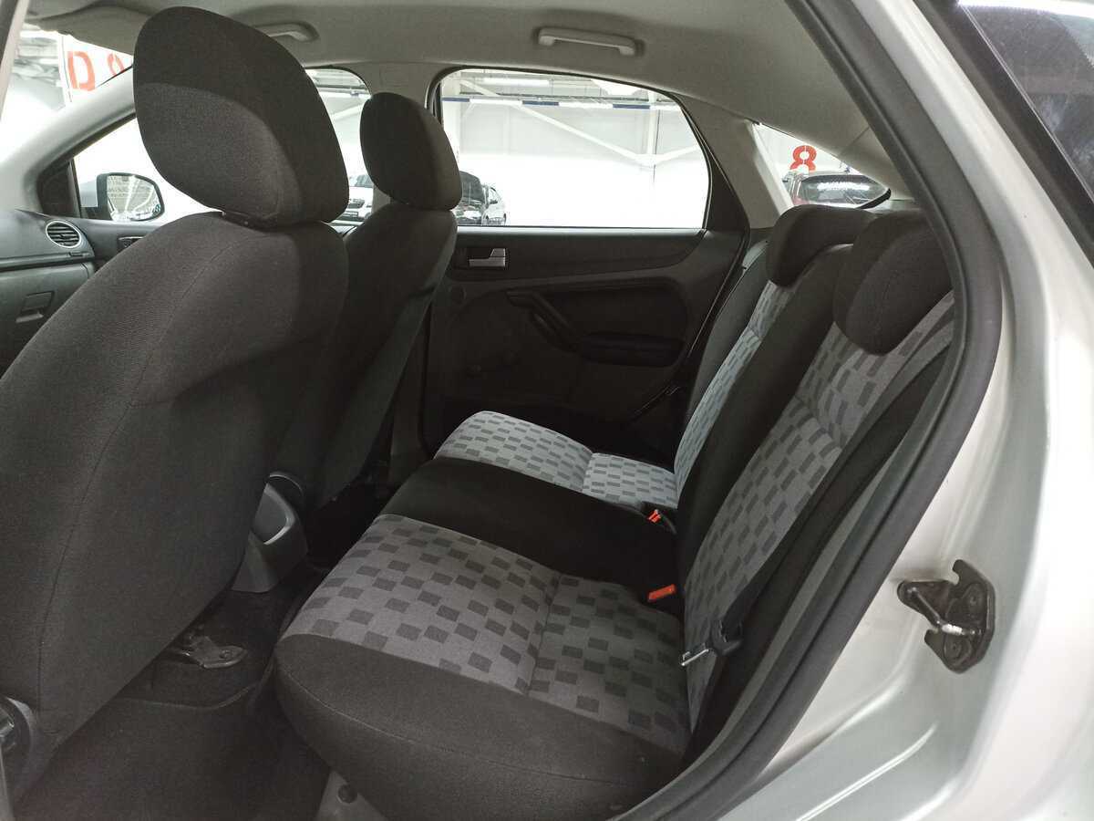 Купить Ford Focus с пробегом. Фото: #11