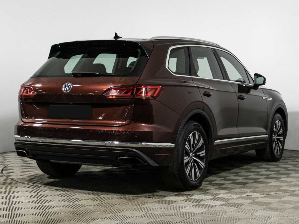 Купить Volkswagen Touareg с пробегом. Фото: #4