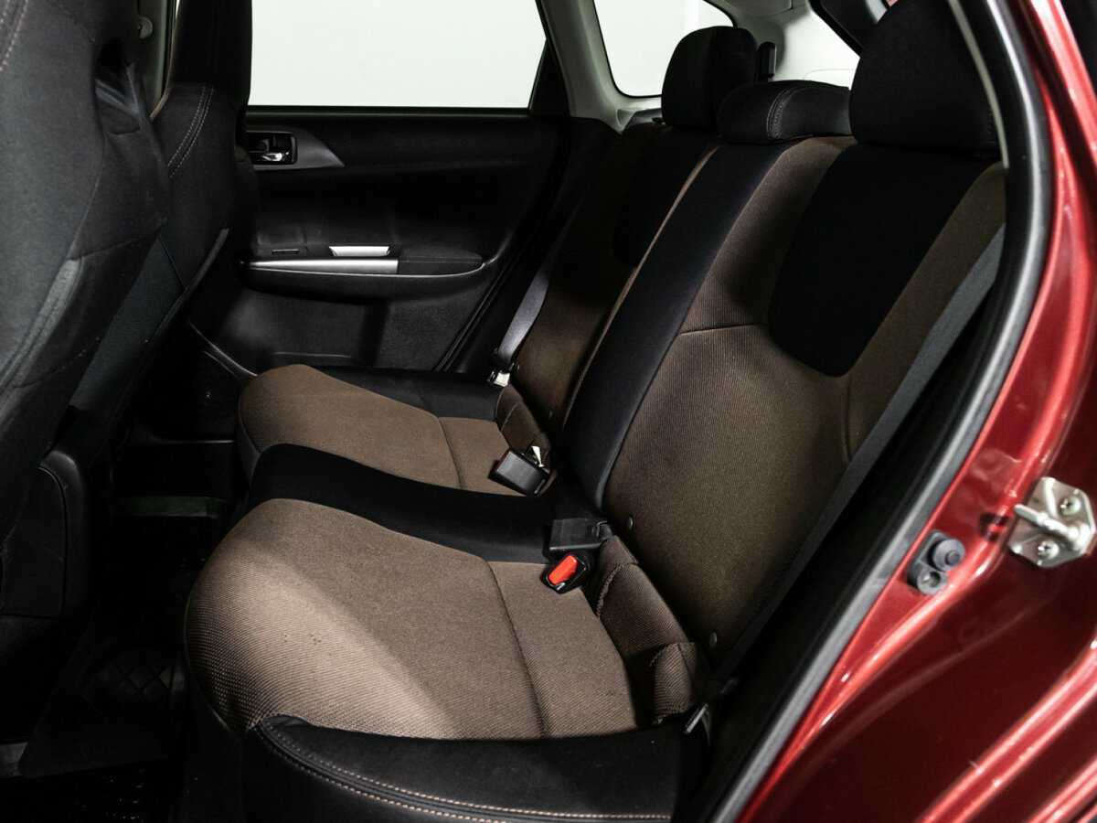 Купить Subaru Impreza с пробегом. Фото: #9
