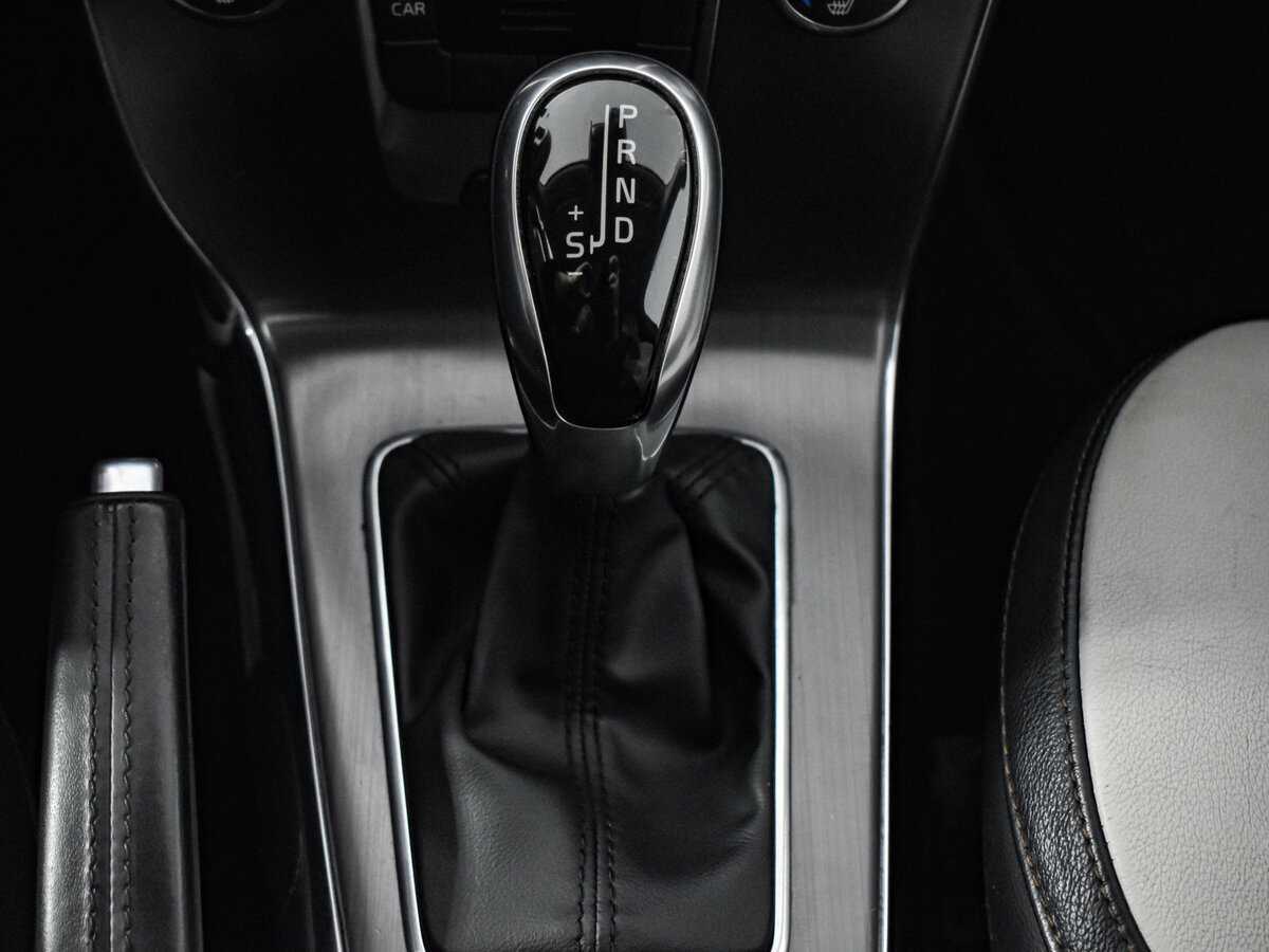 Купить Volvo V40 с пробегом. Фото: #10