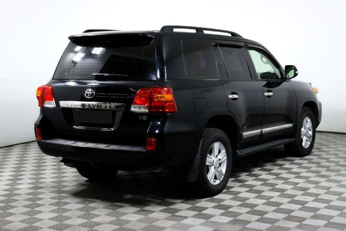 Купить Toyota Land Cruiser с пробегом. Фото: #4