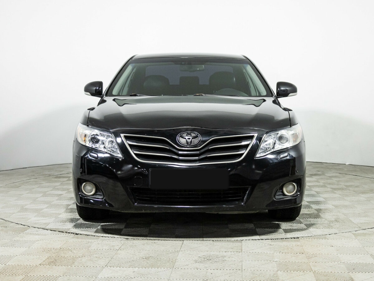 Купить Toyota Camry с пробегом. Фото: #1
