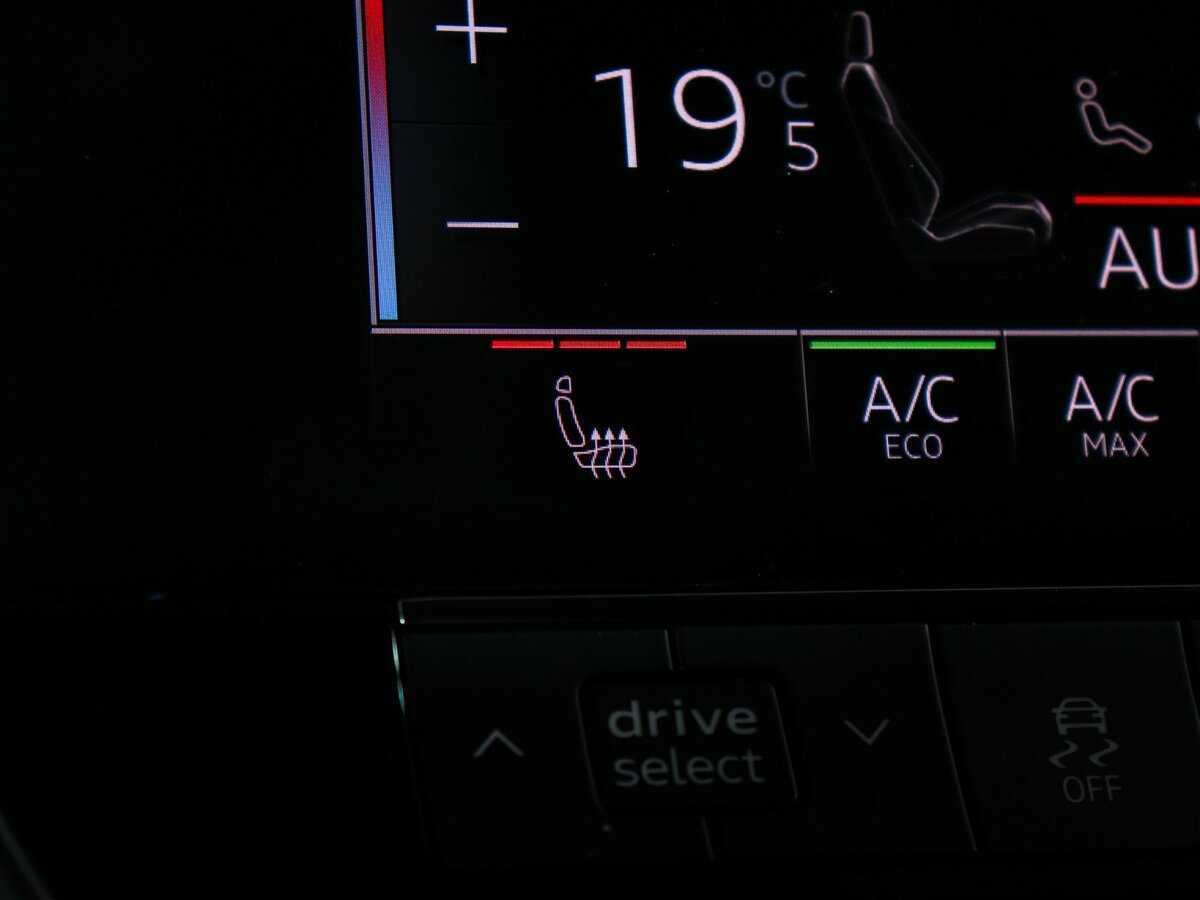 Купить Audi A6 с пробегом. Фото: #23