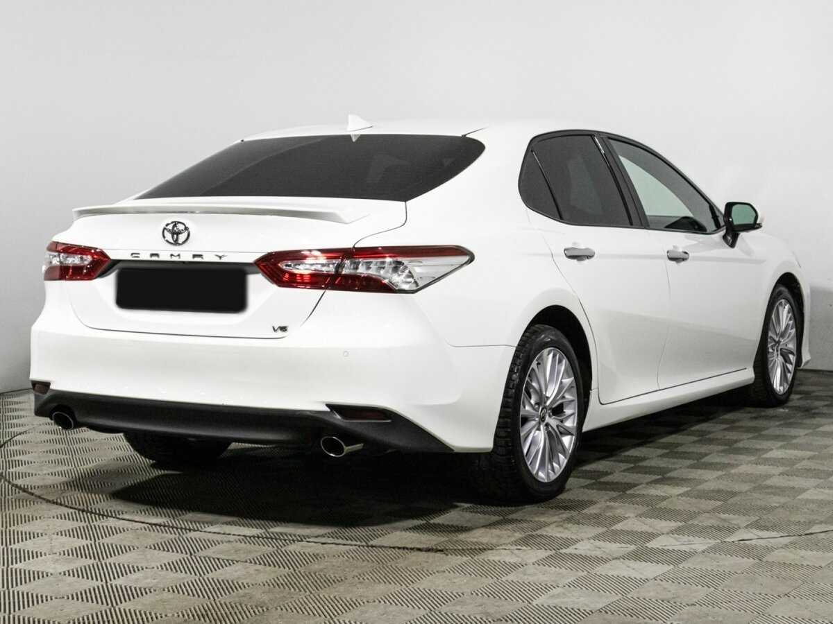 Купить Toyota Camry с пробегом. Фото: #4