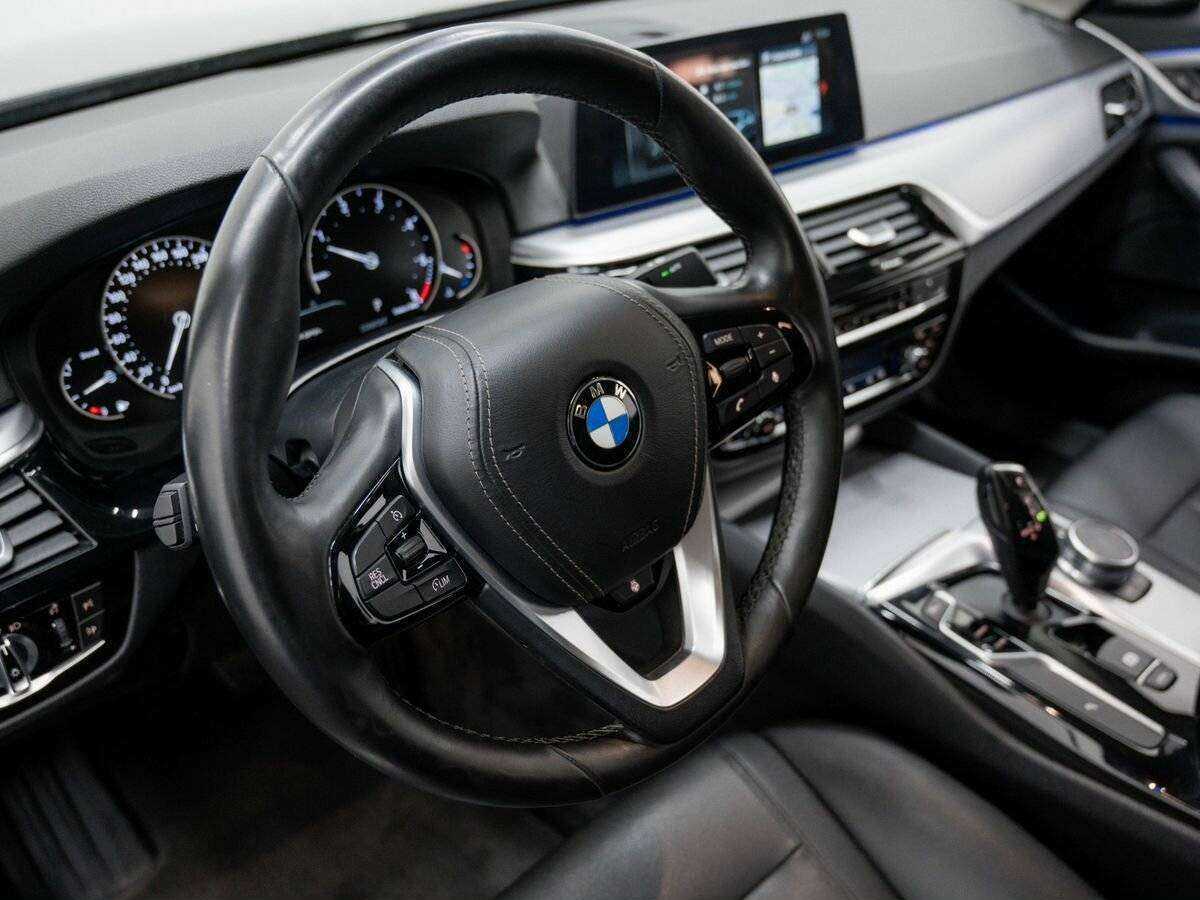 Купить BMW 5 серии с пробегом. Фото: #19