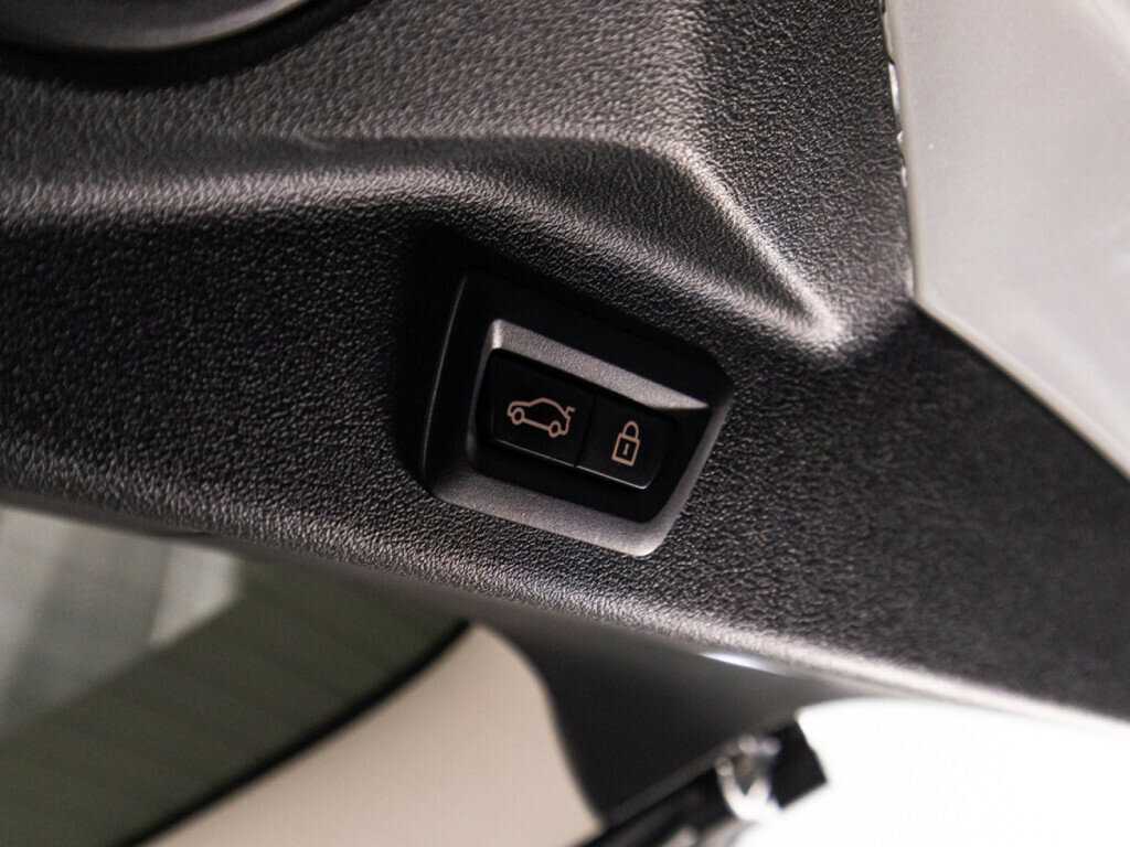 Купить BMW X7 с пробегом. Фото: #14