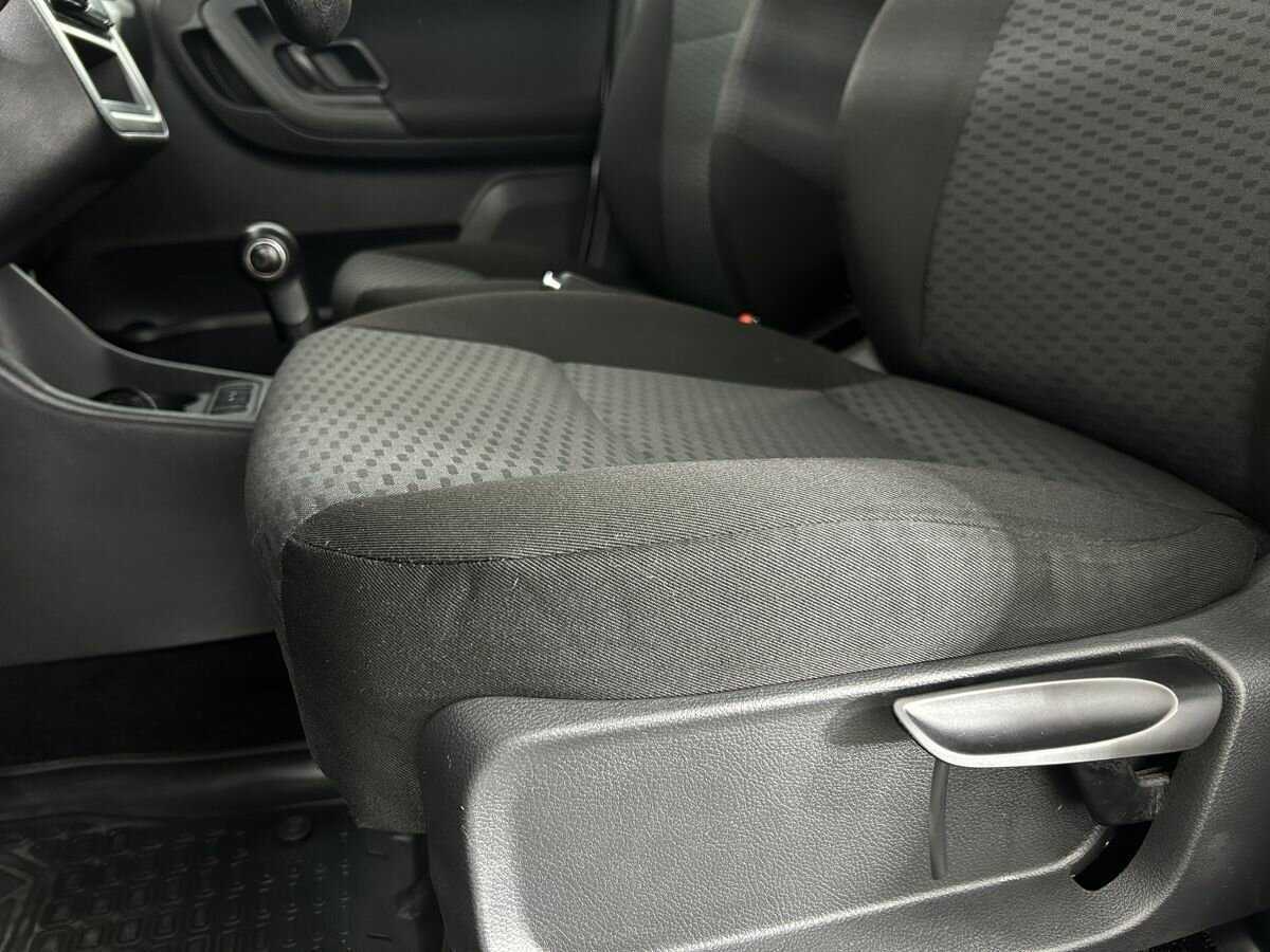 Купить Skoda Fabia с пробегом. Фото: #9