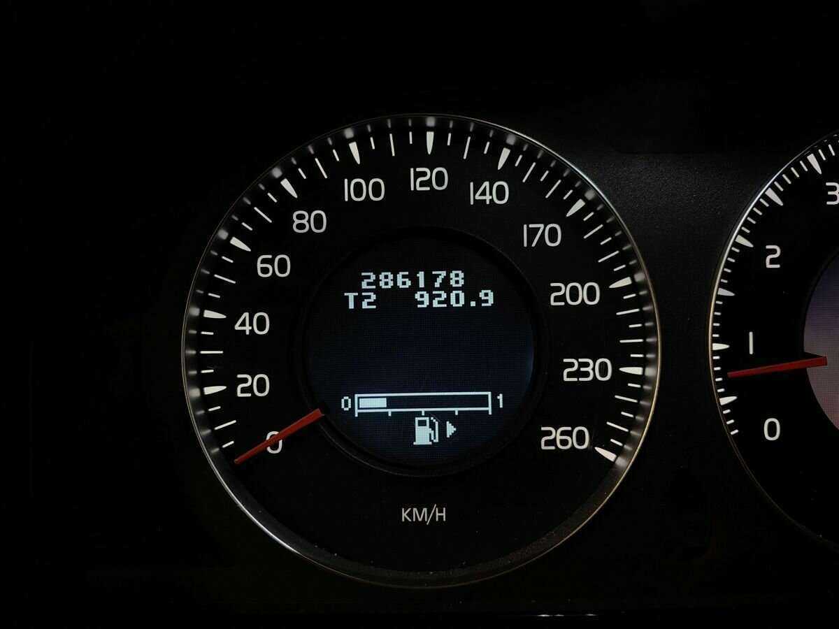 Купить Volvo S80 с пробегом. Фото: #15