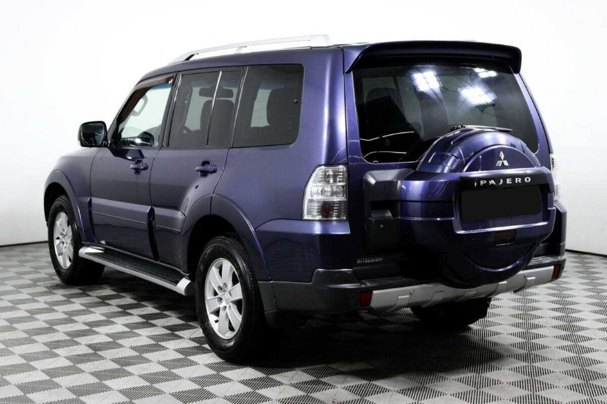 Купить Mitsubishi Pajero с пробегом. Фото: #6