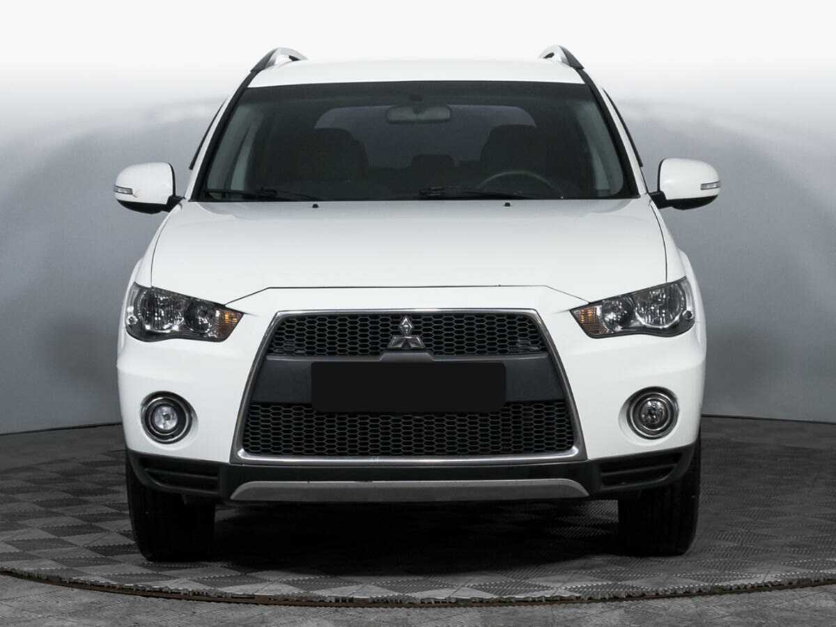 Купить Mitsubishi Outlander с пробегом. Фото: #1