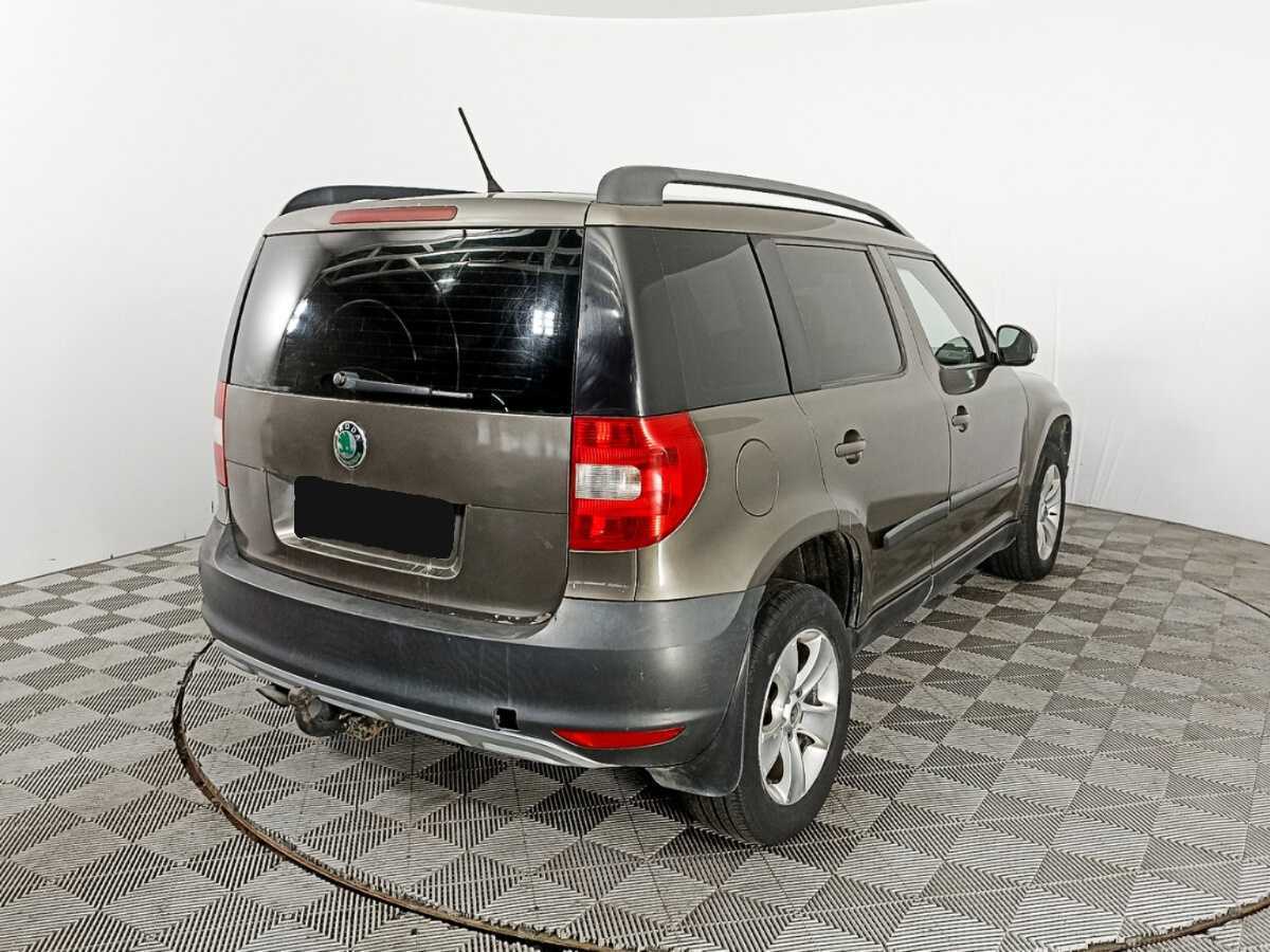Купить Skoda Yeti с пробегом. Фото: #3