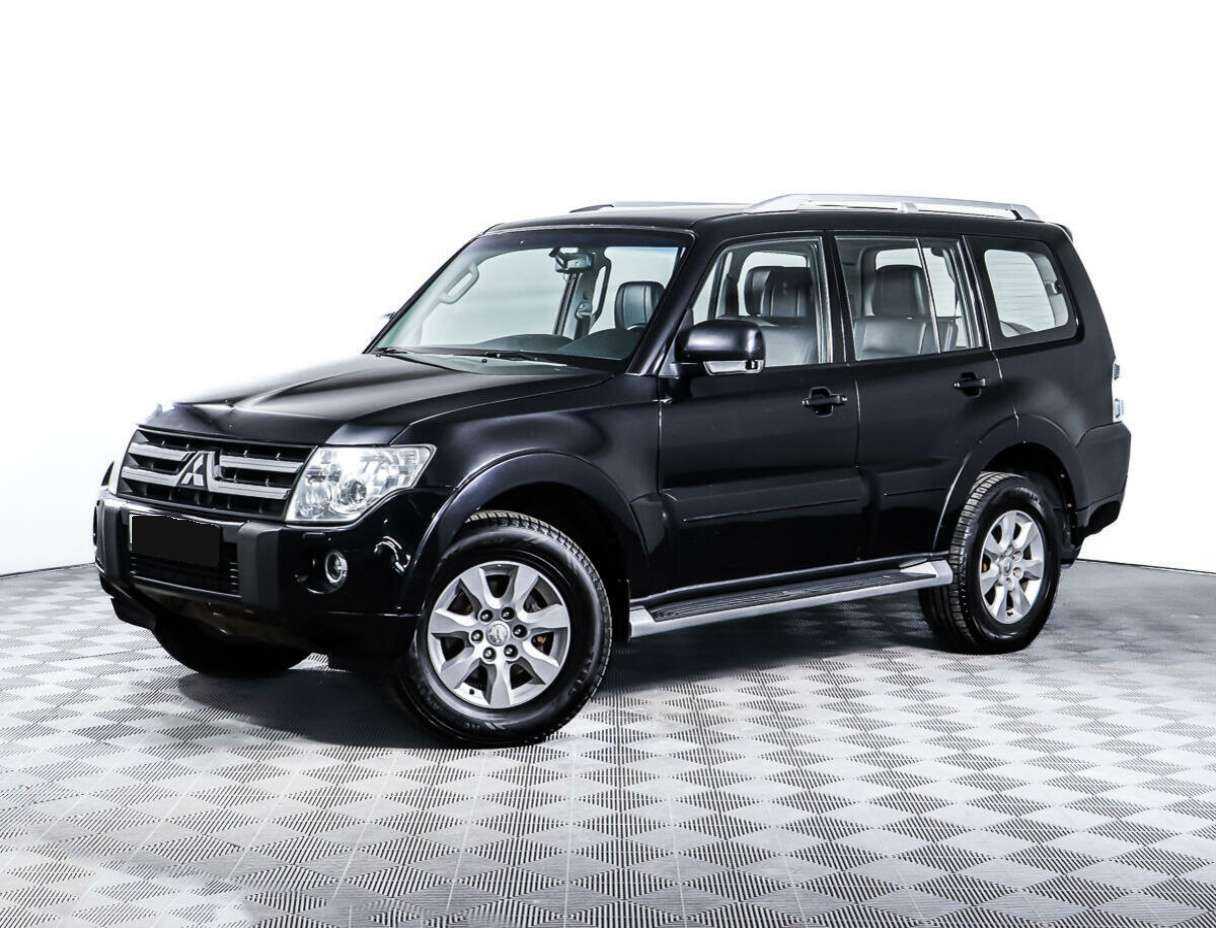 Купить Mitsubishi Pajero с пробегом. Фото: #0