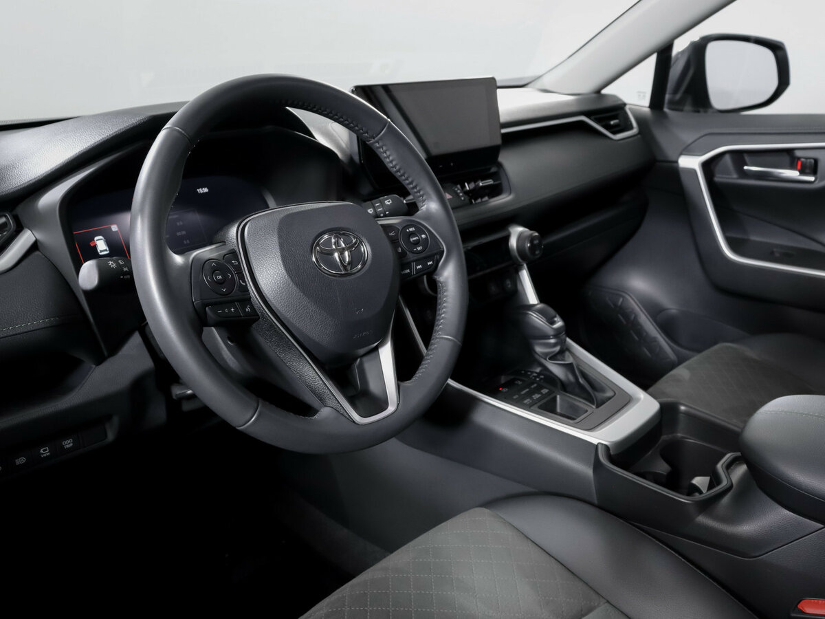 Купить Toyota RAV4 с пробегом. Фото: #12